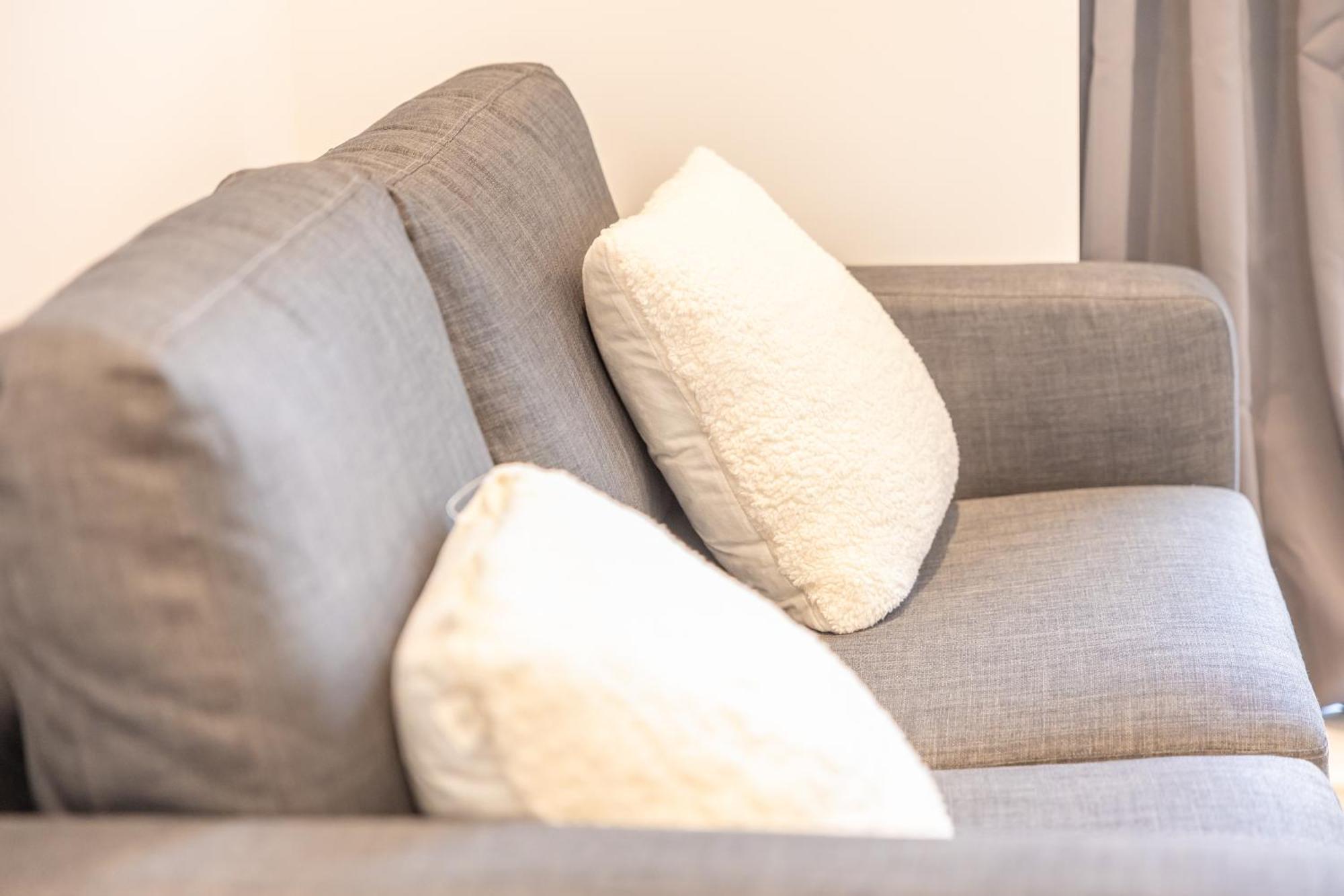 Stunning Modern 3 Bedroom Townhouse - Perfect Getaway Manchester Bagian luar foto