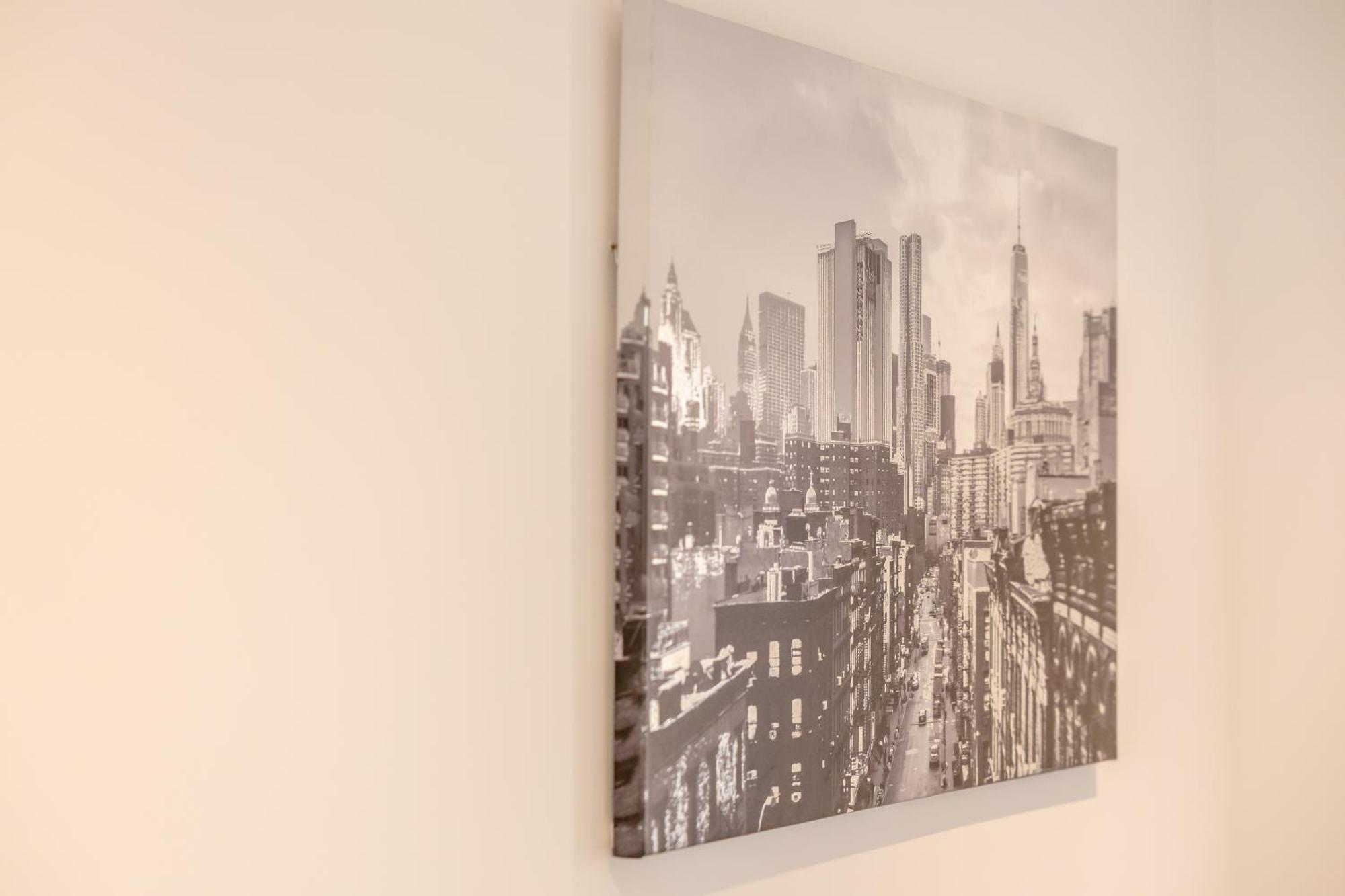 Stunning Modern 3 Bedroom Townhouse - Perfect Getaway Manchester Bagian luar foto
