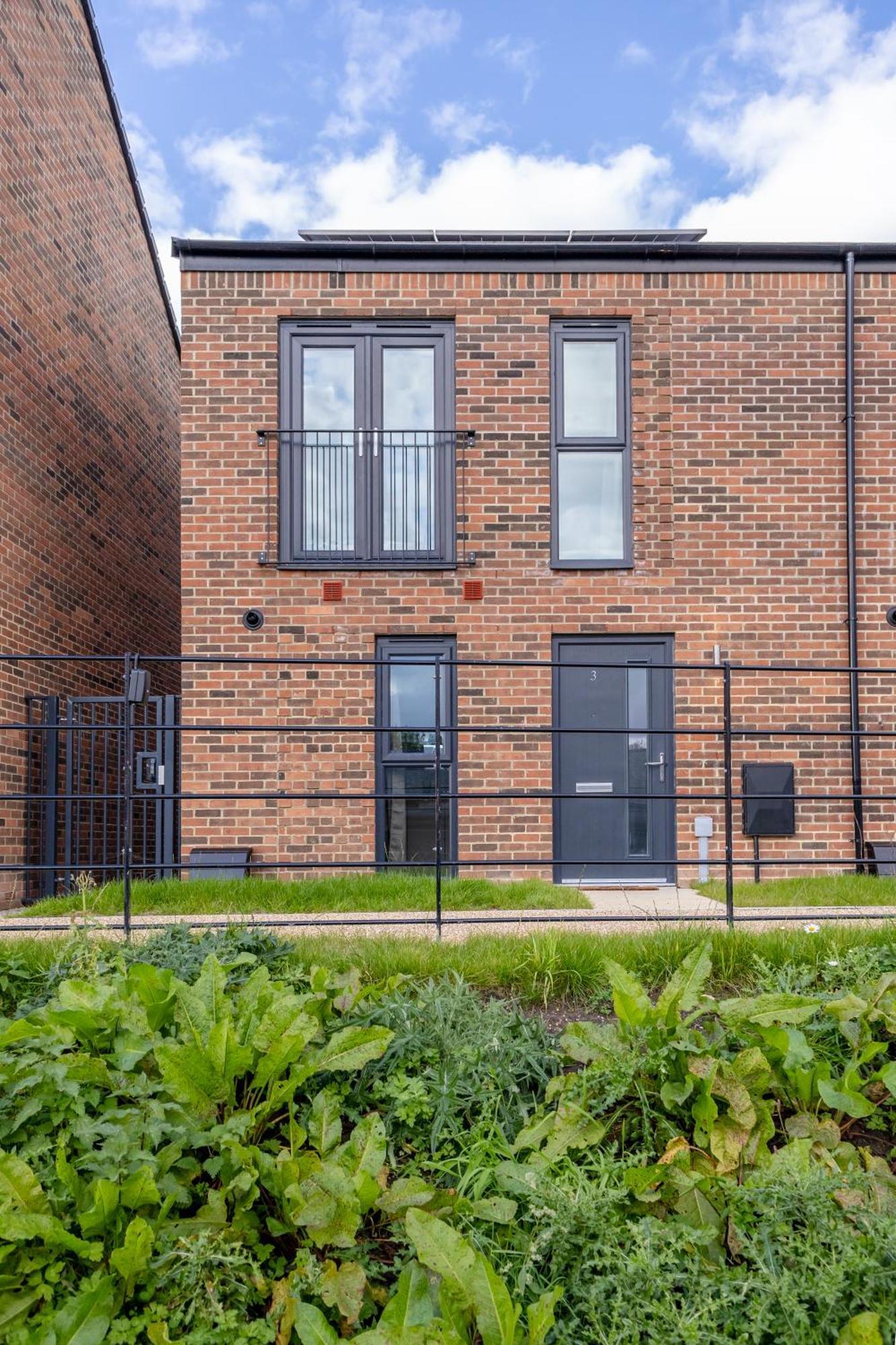 Stunning Modern 3 Bedroom Townhouse - Perfect Getaway Manchester Bagian luar foto