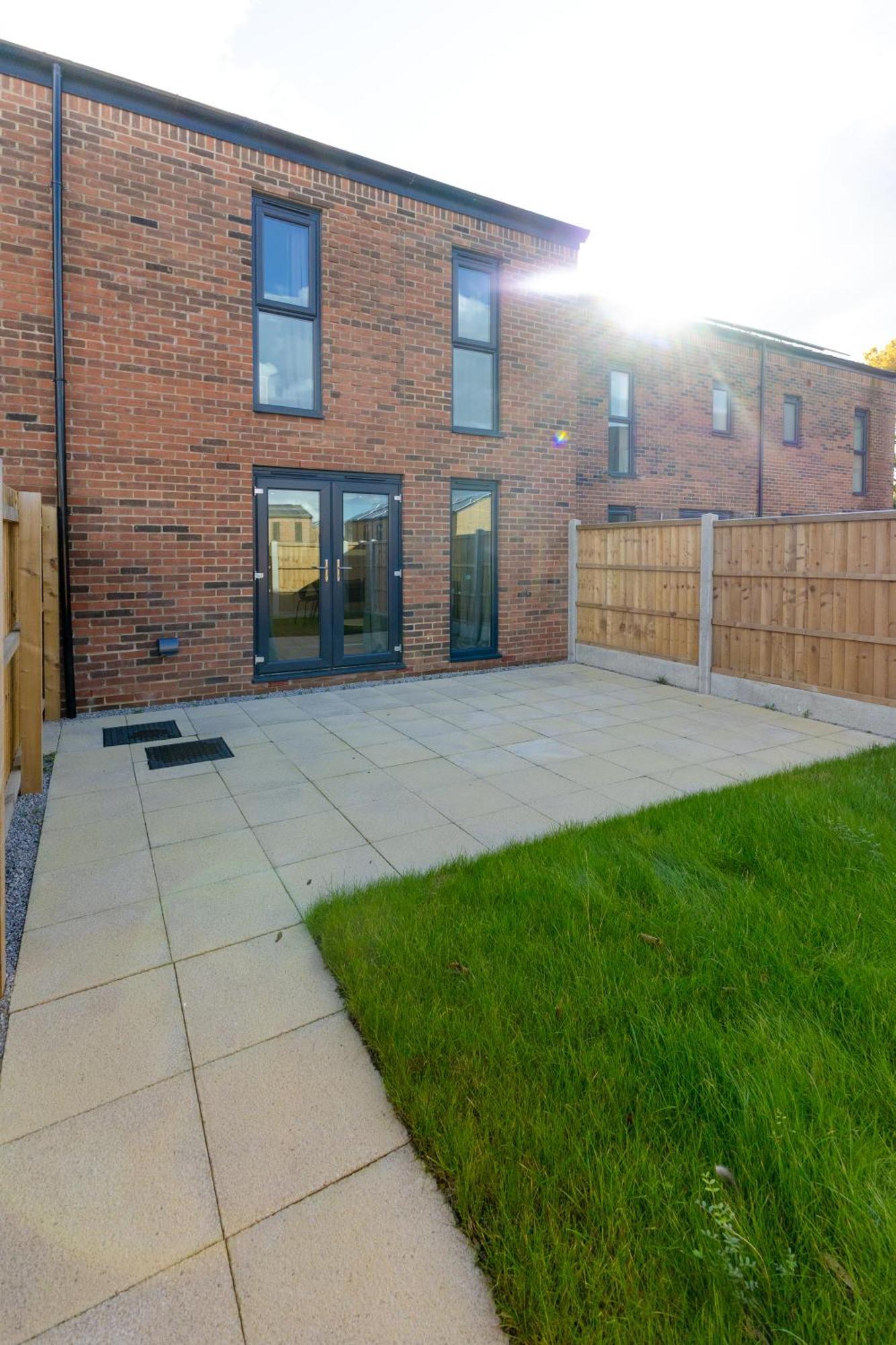 Stunning Modern 3 Bedroom Townhouse - Perfect Getaway Manchester Bagian luar foto